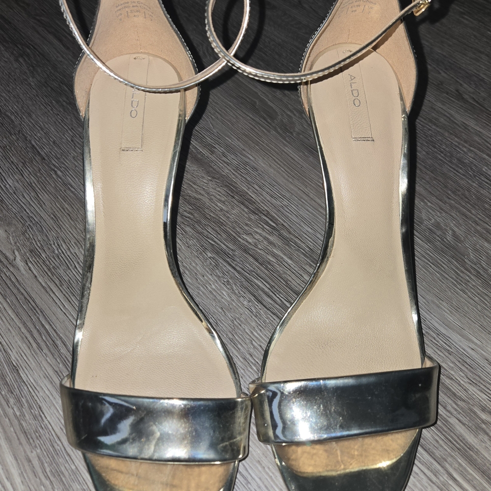 Aldo Women's Metallic Gold Heels